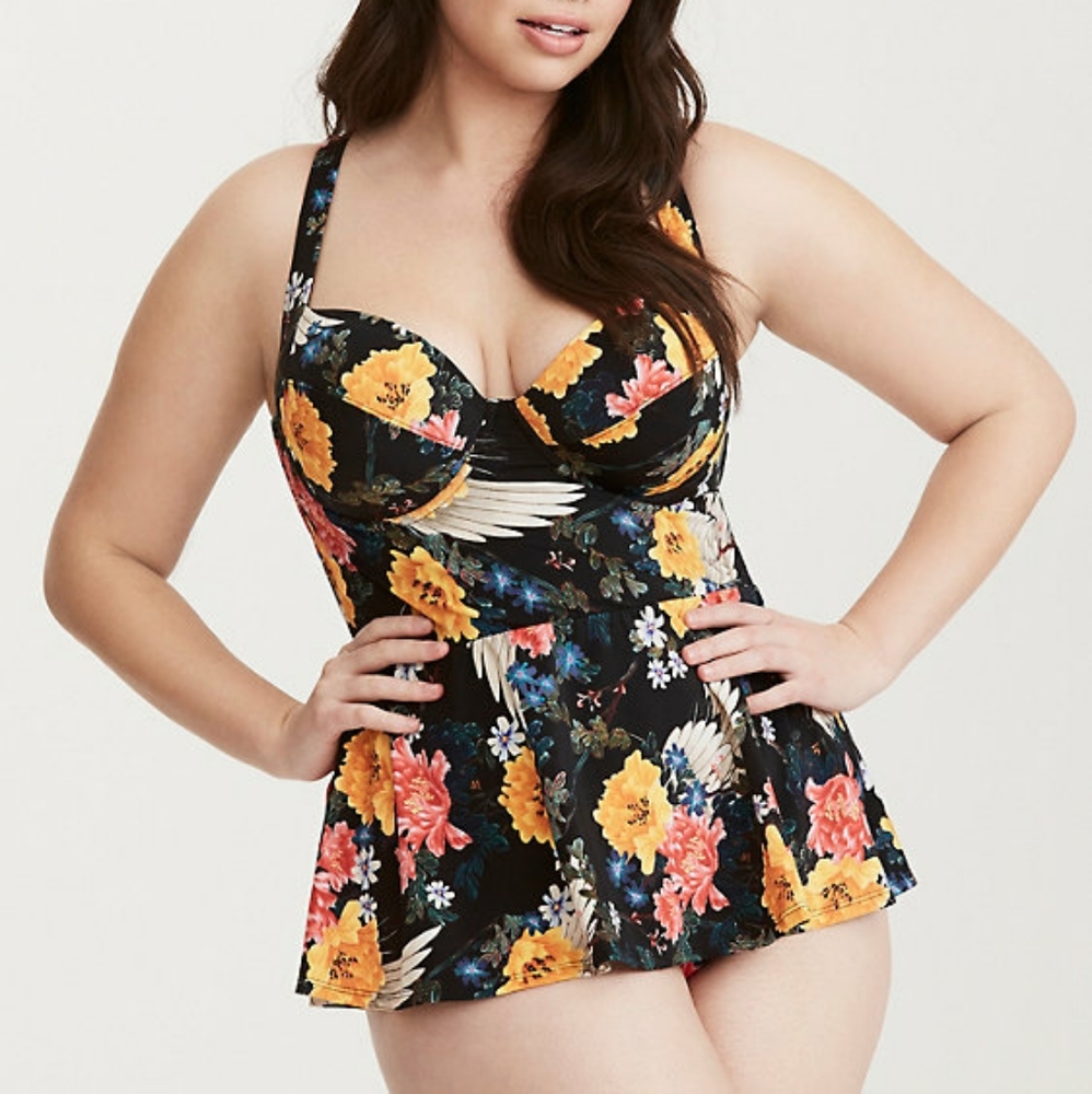 Torrid floral peplum swimsuit size 1 (14-16)